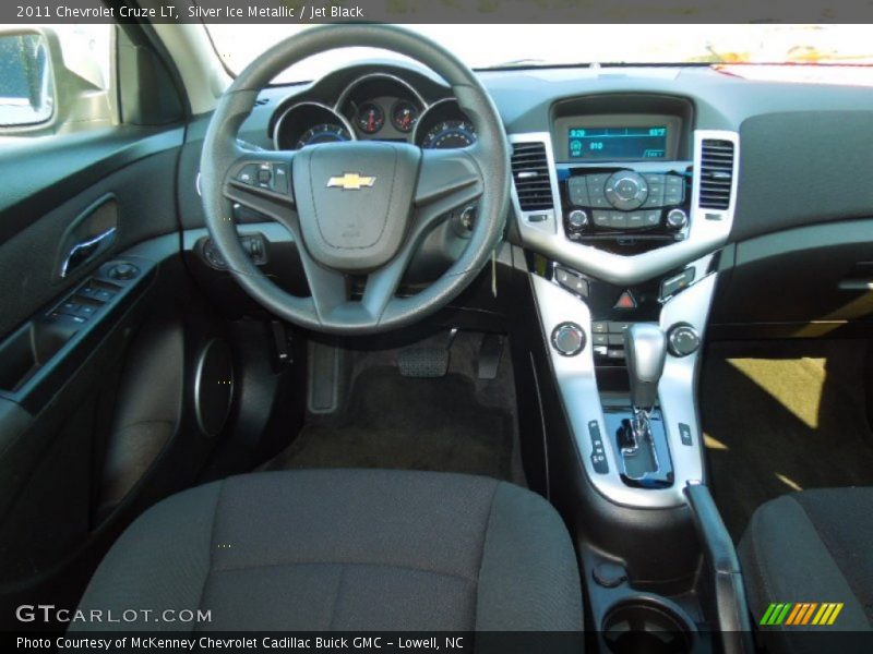 Silver Ice Metallic / Jet Black 2011 Chevrolet Cruze LT
