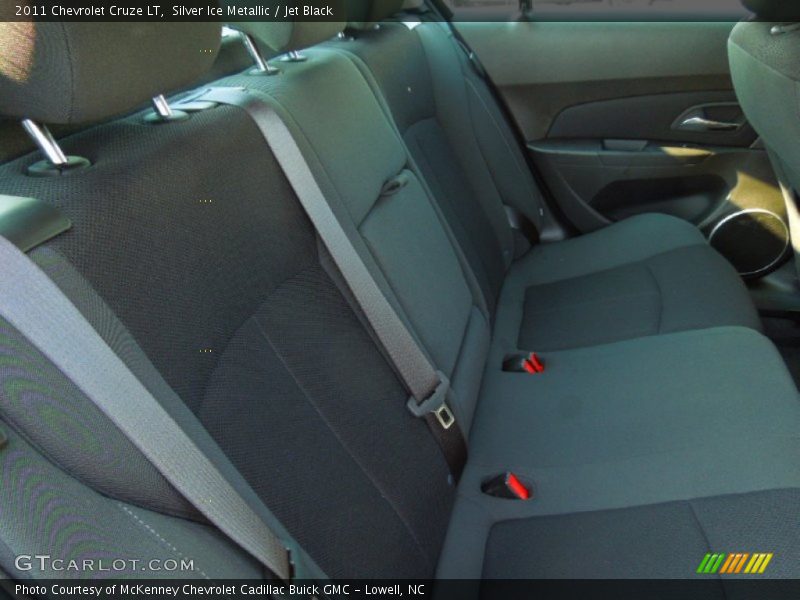 Silver Ice Metallic / Jet Black 2011 Chevrolet Cruze LT