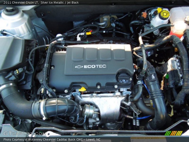 Silver Ice Metallic / Jet Black 2011 Chevrolet Cruze LT