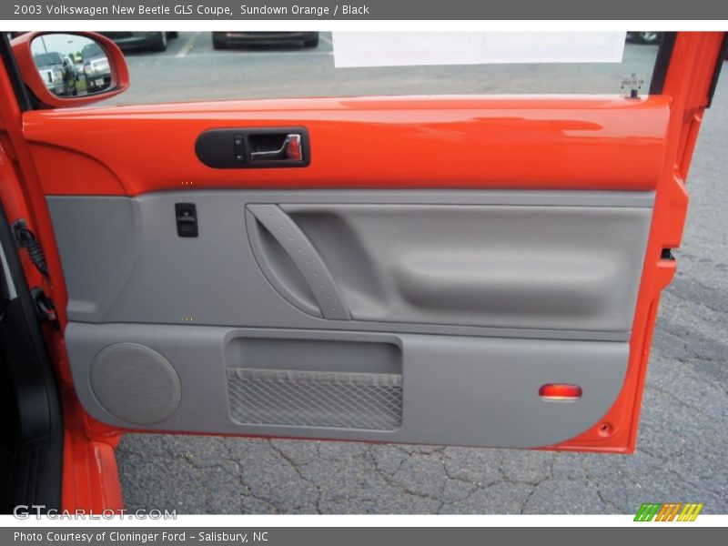 Sundown Orange / Black 2003 Volkswagen New Beetle GLS Coupe