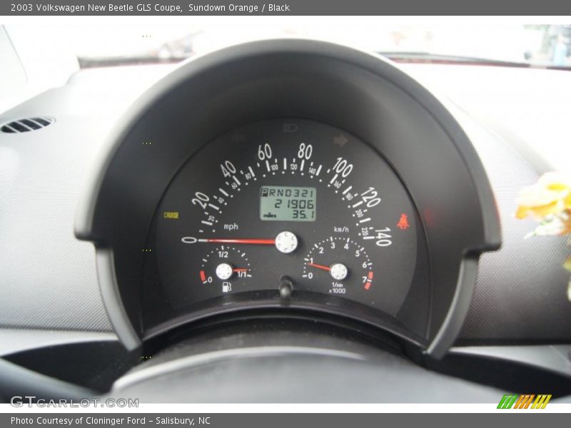 Sundown Orange / Black 2003 Volkswagen New Beetle GLS Coupe