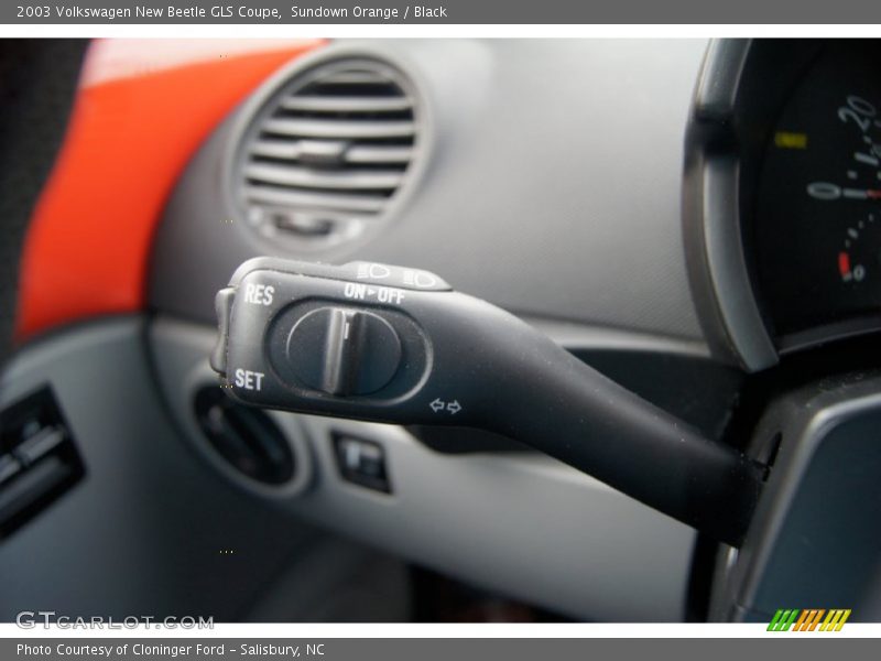 Sundown Orange / Black 2003 Volkswagen New Beetle GLS Coupe