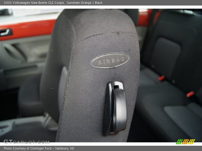 Sundown Orange / Black 2003 Volkswagen New Beetle GLS Coupe