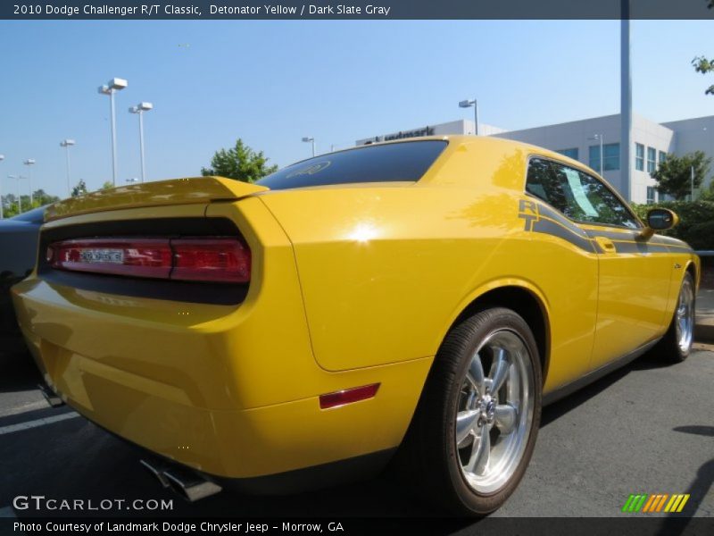Detonator Yellow / Dark Slate Gray 2010 Dodge Challenger R/T Classic