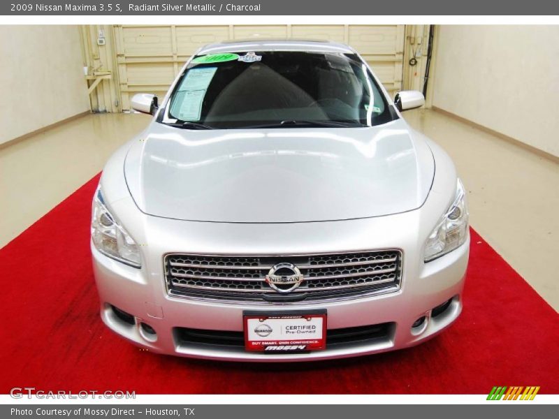 Radiant Silver Metallic / Charcoal 2009 Nissan Maxima 3.5 S