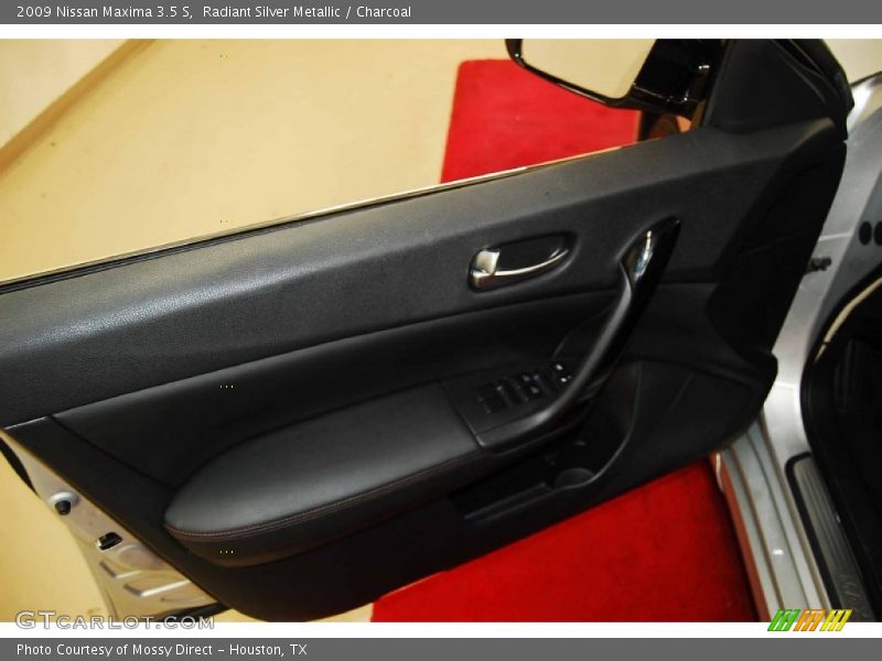Radiant Silver Metallic / Charcoal 2009 Nissan Maxima 3.5 S