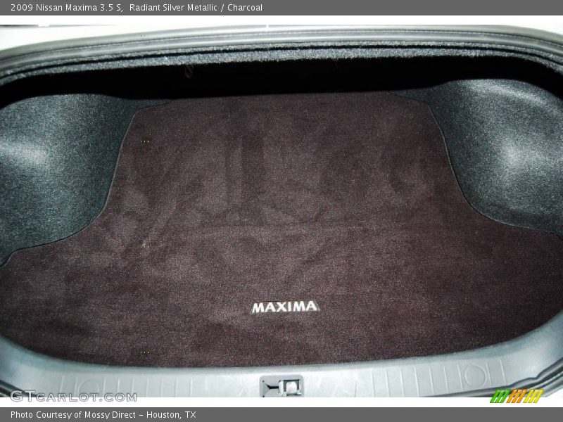 Radiant Silver Metallic / Charcoal 2009 Nissan Maxima 3.5 S