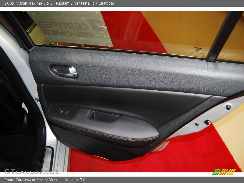 Radiant Silver Metallic / Charcoal 2009 Nissan Maxima 3.5 S