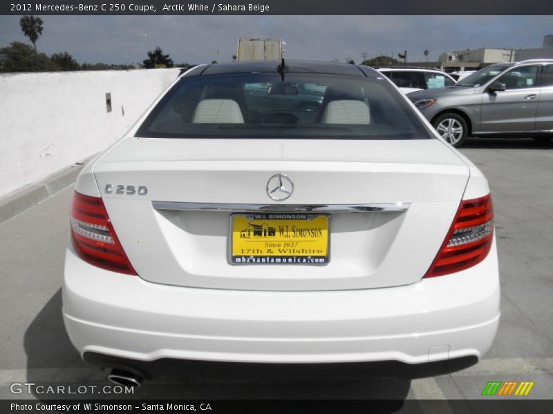Arctic White / Sahara Beige 2012 Mercedes-Benz C 250 Coupe