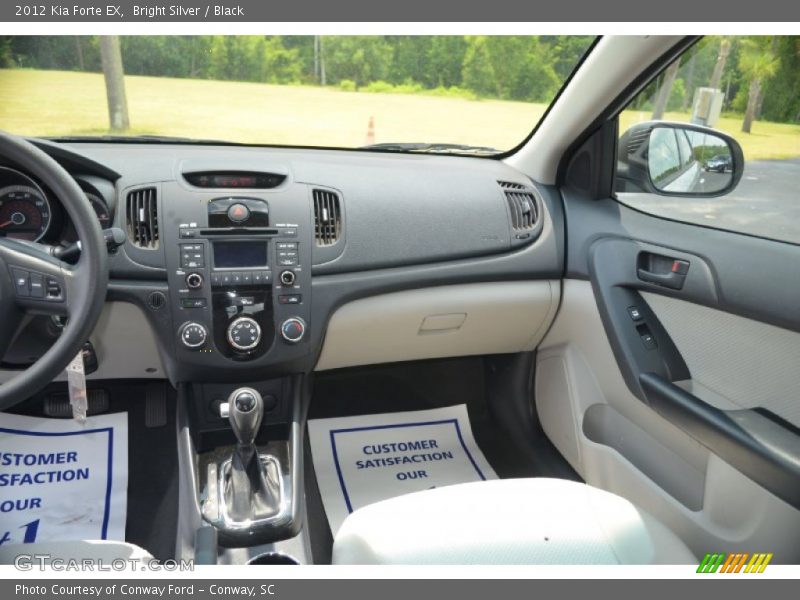 Bright Silver / Black 2012 Kia Forte EX