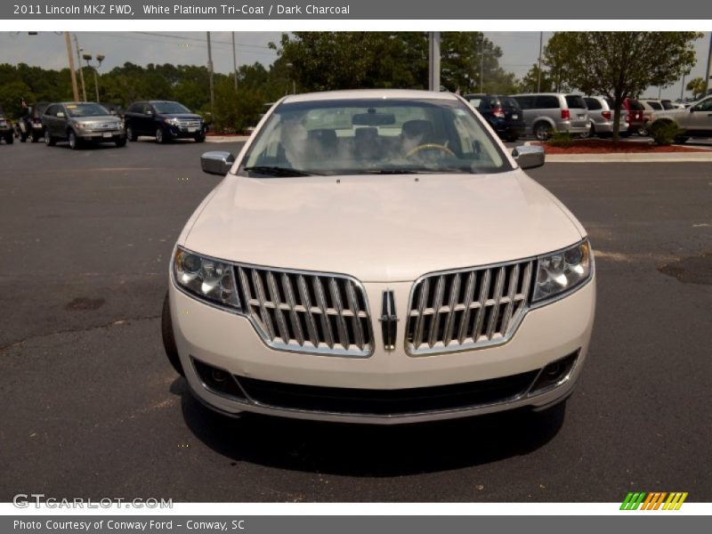 White Platinum Tri-Coat / Dark Charcoal 2011 Lincoln MKZ FWD