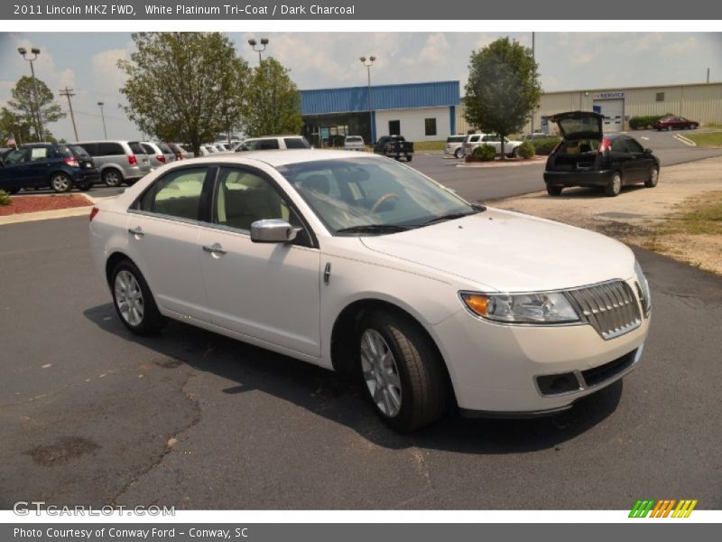 White Platinum Tri-Coat / Dark Charcoal 2011 Lincoln MKZ FWD