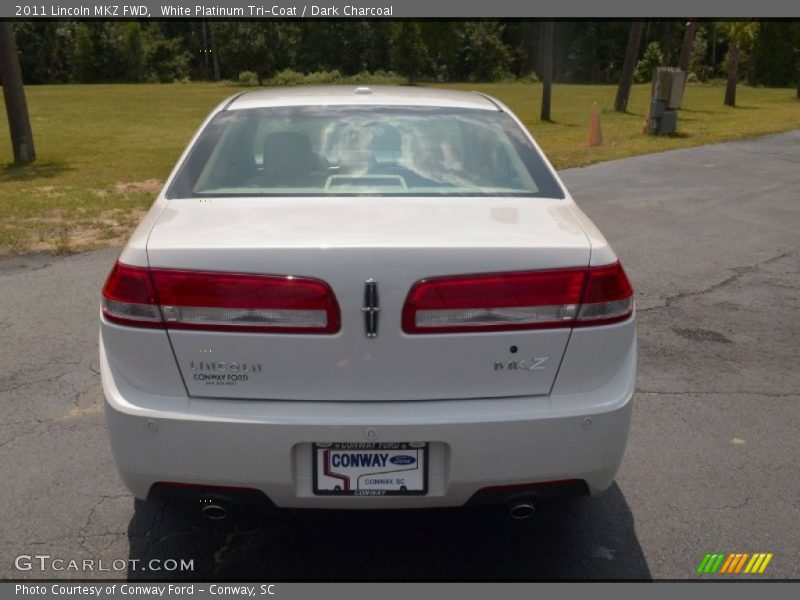 White Platinum Tri-Coat / Dark Charcoal 2011 Lincoln MKZ FWD