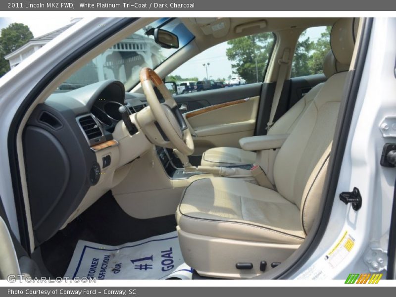 White Platinum Tri-Coat / Dark Charcoal 2011 Lincoln MKZ FWD