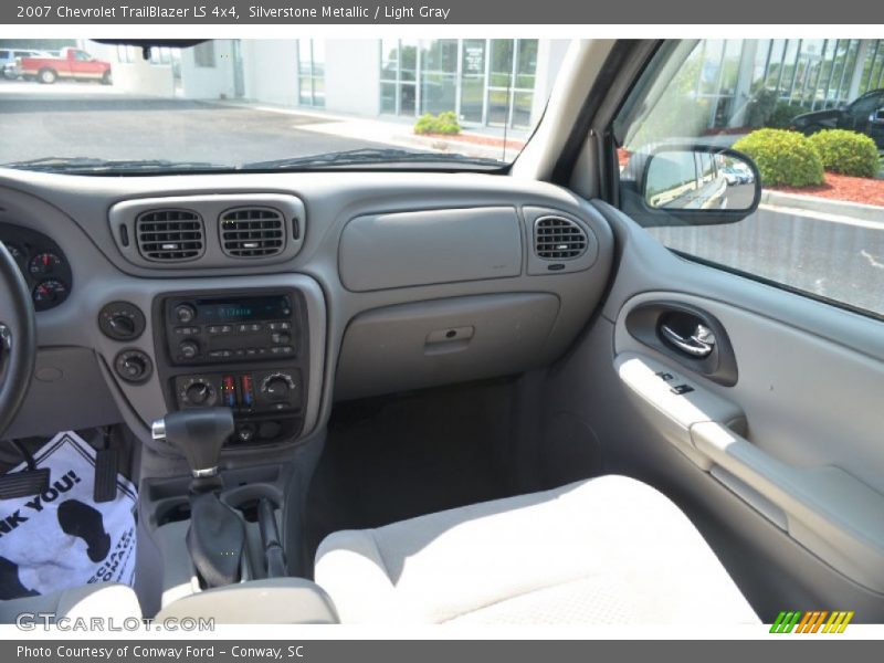 Silverstone Metallic / Light Gray 2007 Chevrolet TrailBlazer LS 4x4