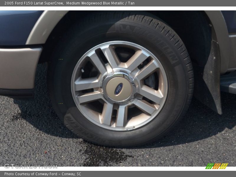 Medium Wedgewood Blue Metallic / Tan 2005 Ford F150 Lariat SuperCrew