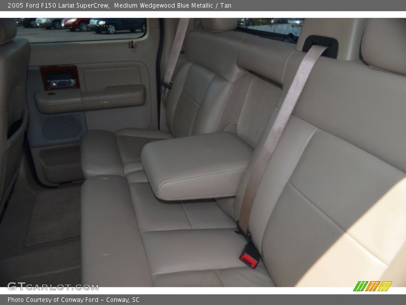 Medium Wedgewood Blue Metallic / Tan 2005 Ford F150 Lariat SuperCrew