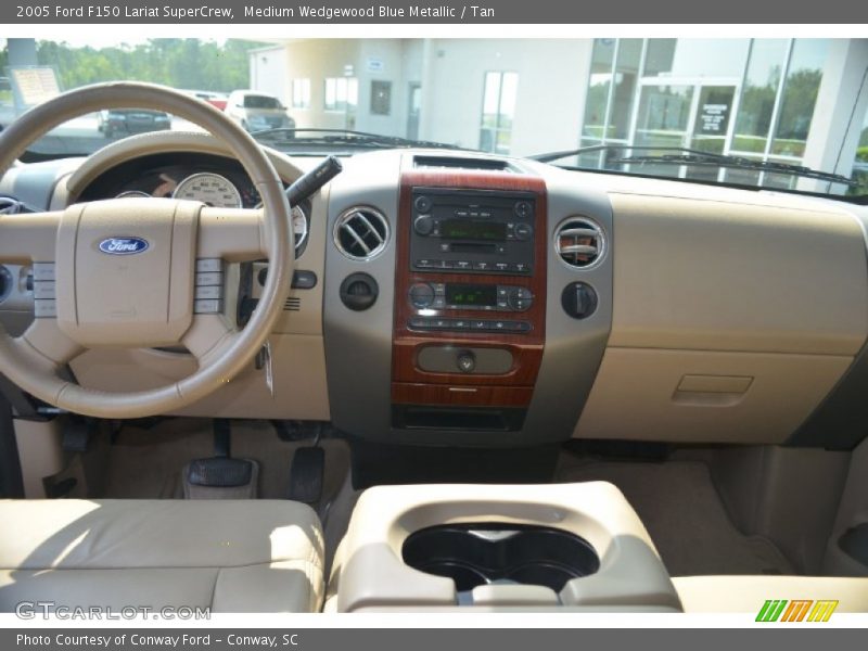 Medium Wedgewood Blue Metallic / Tan 2005 Ford F150 Lariat SuperCrew