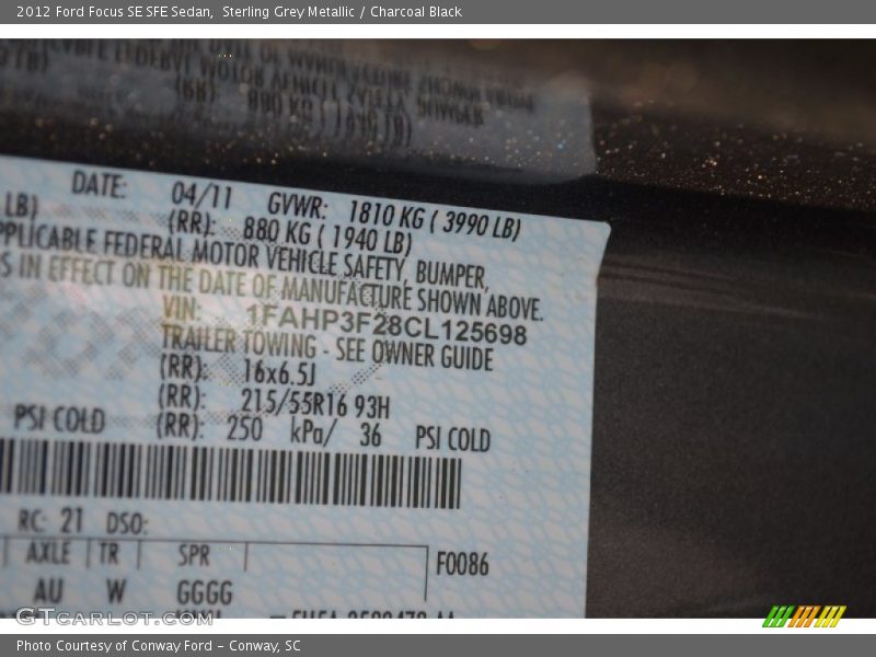 Sterling Grey Metallic / Charcoal Black 2012 Ford Focus SE SFE Sedan