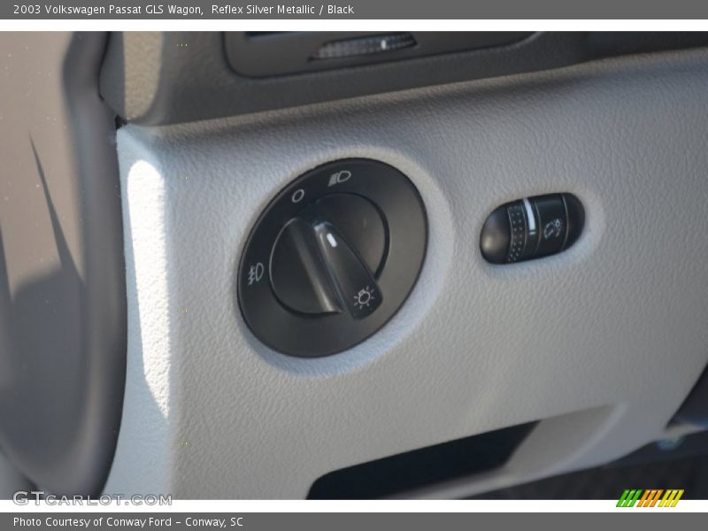 Reflex Silver Metallic / Black 2003 Volkswagen Passat GLS Wagon