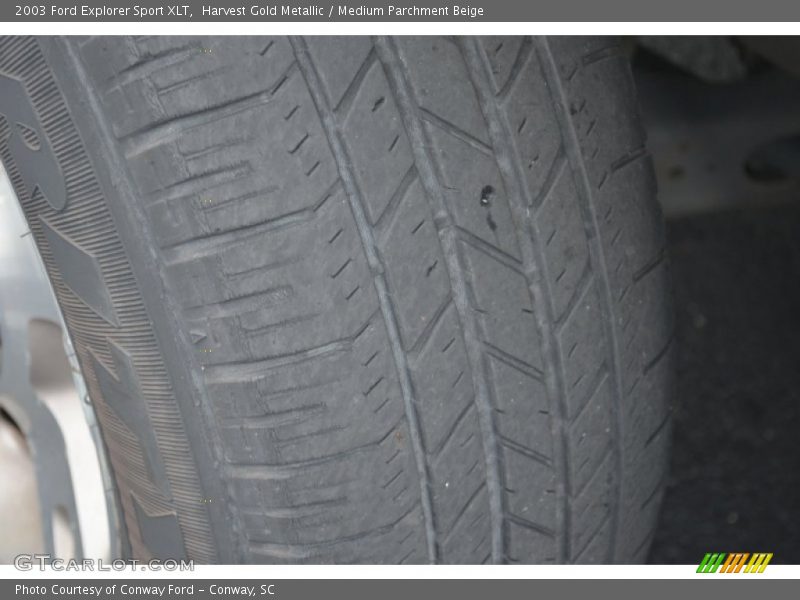 Harvest Gold Metallic / Medium Parchment Beige 2003 Ford Explorer Sport XLT