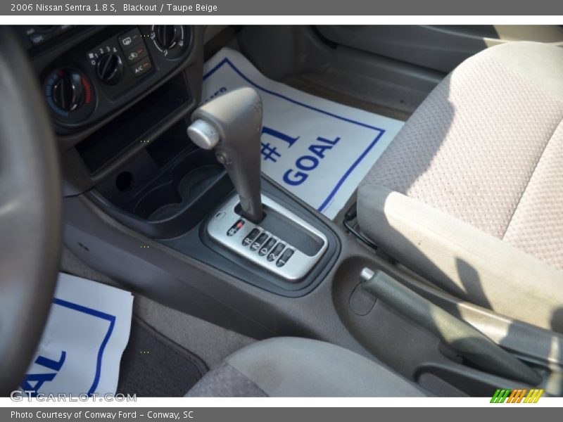 Blackout / Taupe Beige 2006 Nissan Sentra 1.8 S