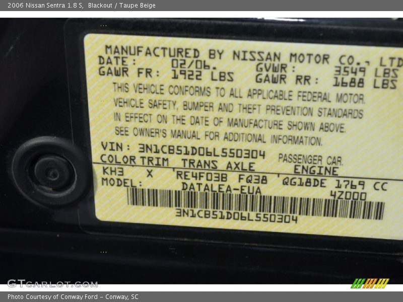 Blackout / Taupe Beige 2006 Nissan Sentra 1.8 S