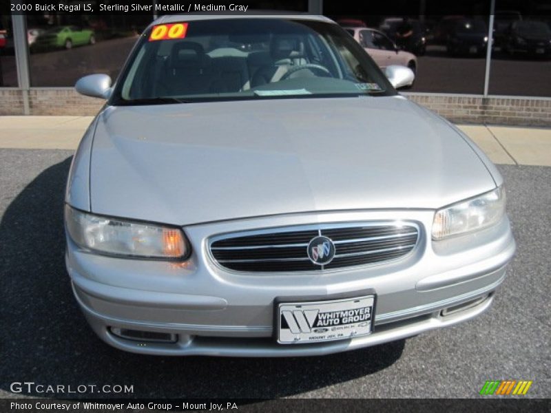 Sterling Silver Metallic / Medium Gray 2000 Buick Regal LS