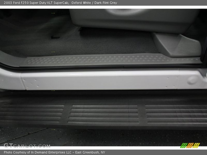 Oxford White / Dark Flint Grey 2003 Ford F250 Super Duty XLT SuperCab
