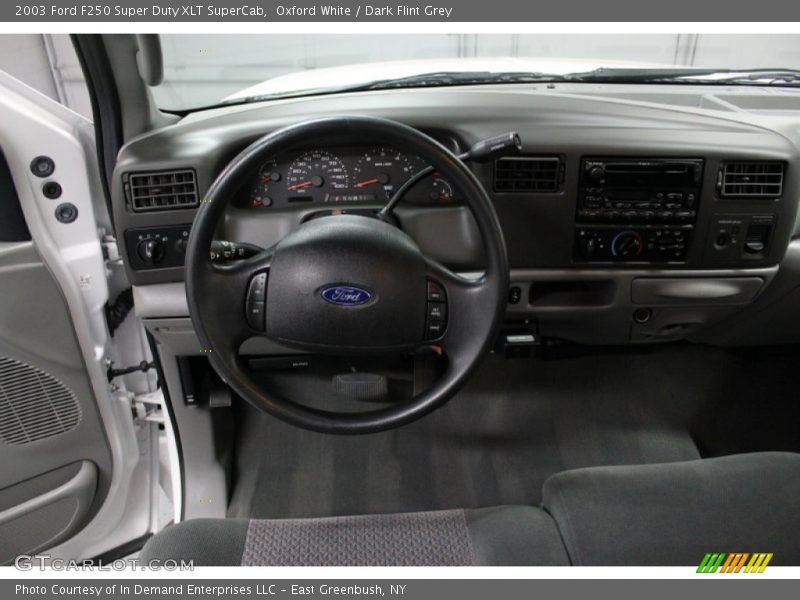Dashboard of 2003 F250 Super Duty XLT SuperCab