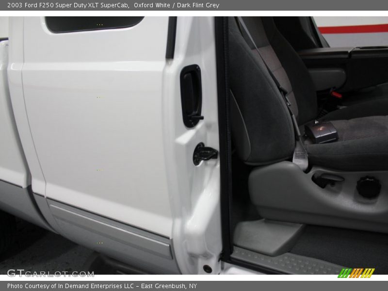 Oxford White / Dark Flint Grey 2003 Ford F250 Super Duty XLT SuperCab