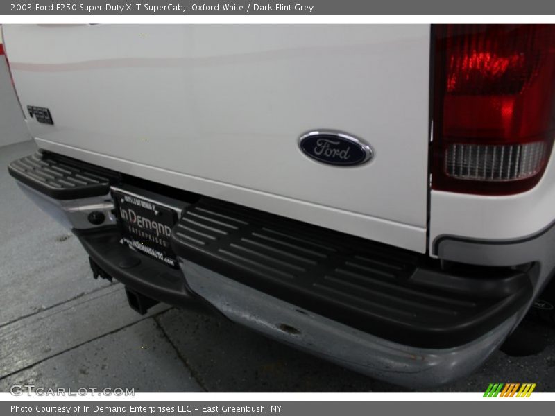 Oxford White / Dark Flint Grey 2003 Ford F250 Super Duty XLT SuperCab