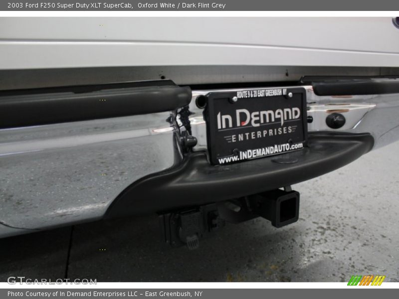 Oxford White / Dark Flint Grey 2003 Ford F250 Super Duty XLT SuperCab