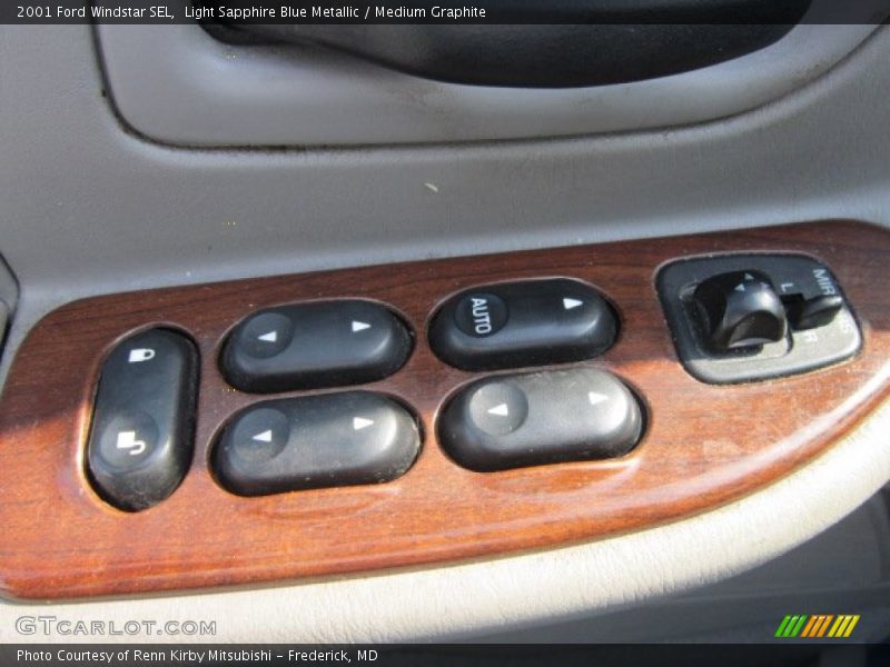 Controls of 2001 Windstar SEL