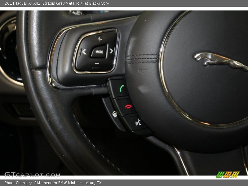 Controls of 2011 XJ XJL