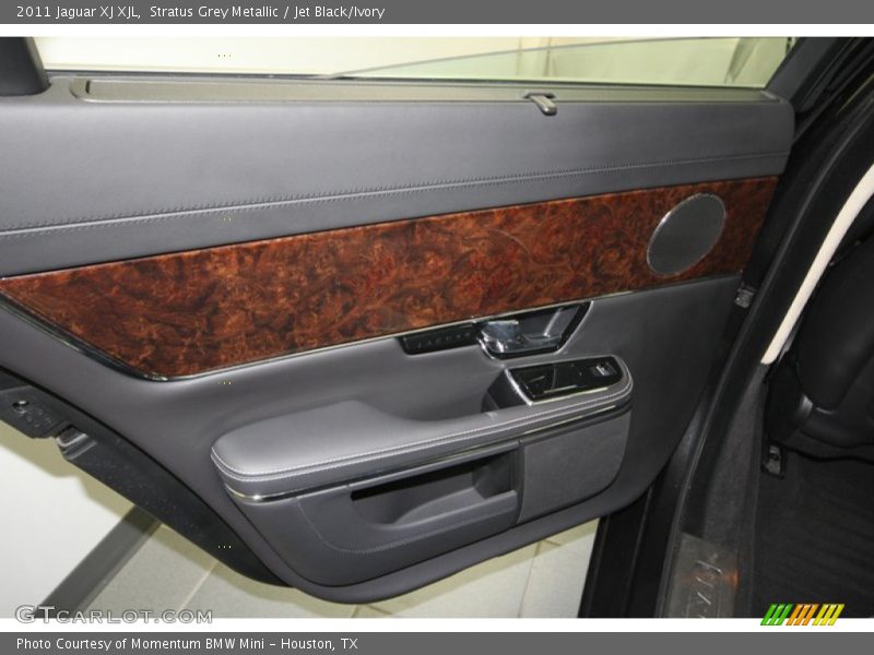 Stratus Grey Metallic / Jet Black/Ivory 2011 Jaguar XJ XJL