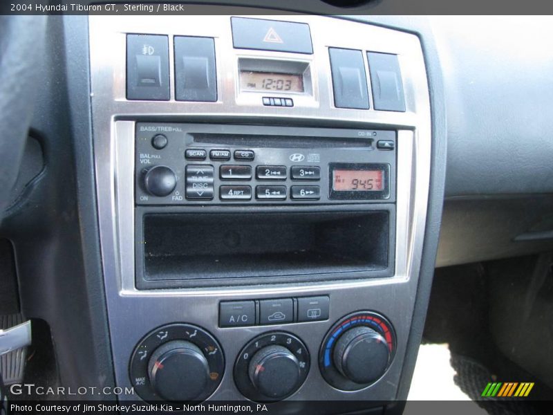 Sterling / Black 2004 Hyundai Tiburon GT