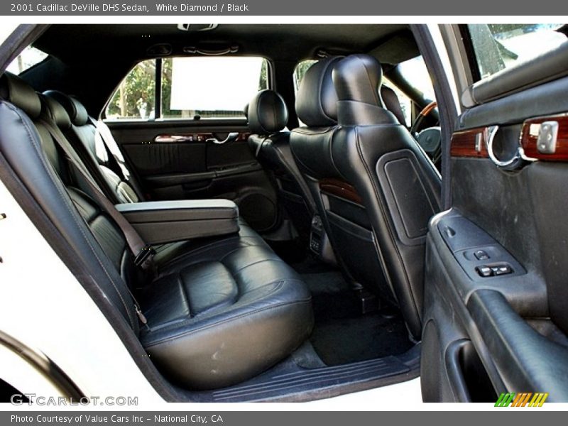 White Diamond / Black 2001 Cadillac DeVille DHS Sedan