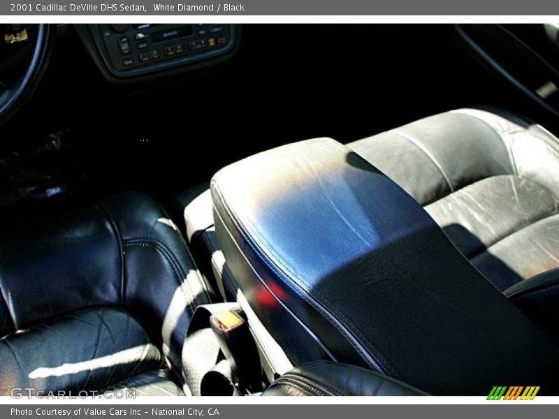 White Diamond / Black 2001 Cadillac DeVille DHS Sedan