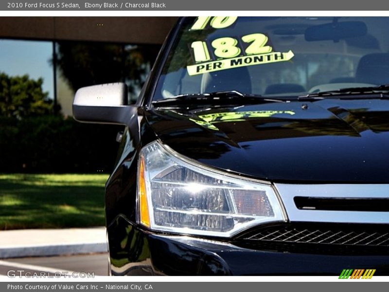 Ebony Black / Charcoal Black 2010 Ford Focus S Sedan