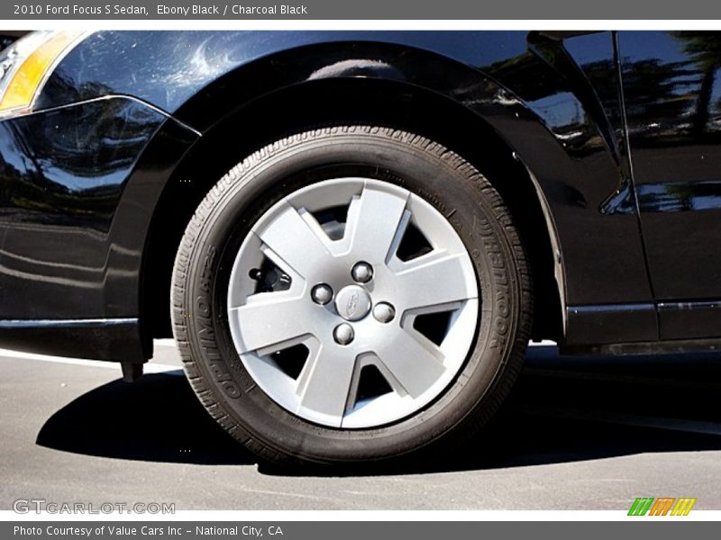 Ebony Black / Charcoal Black 2010 Ford Focus S Sedan