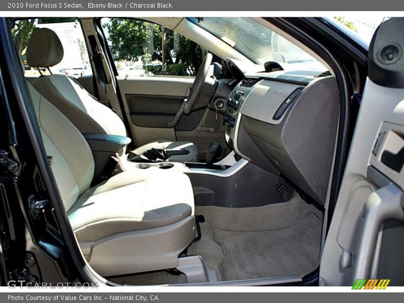 Ebony Black / Charcoal Black 2010 Ford Focus S Sedan