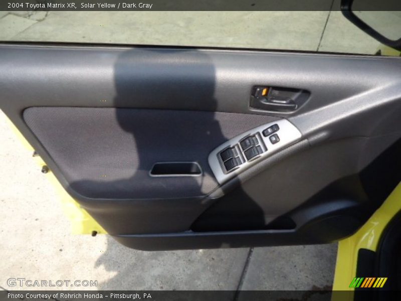 Solar Yellow / Dark Gray 2004 Toyota Matrix XR