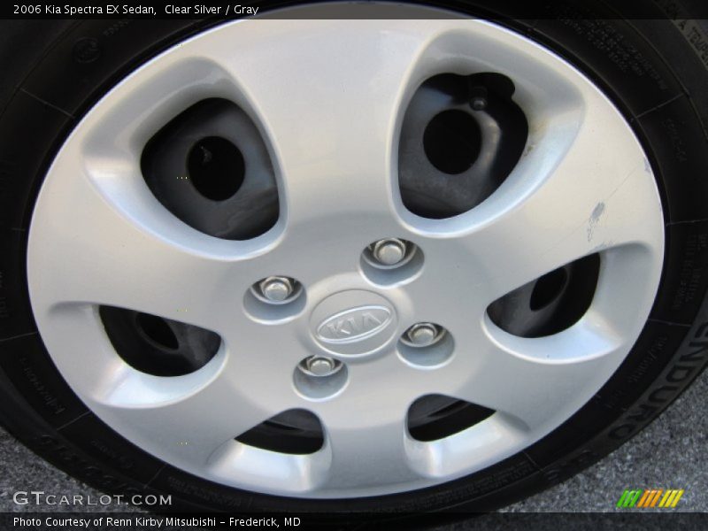 Clear Silver / Gray 2006 Kia Spectra EX Sedan