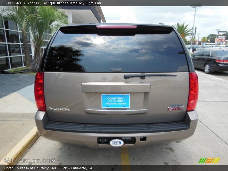 Antique Bronze Metallic / Light Tan 2007 GMC Yukon SLE