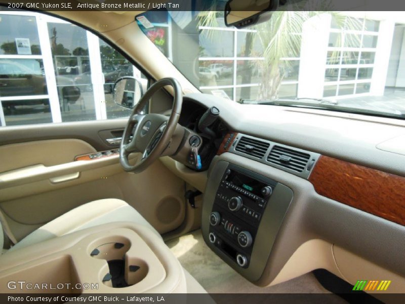 Antique Bronze Metallic / Light Tan 2007 GMC Yukon SLE