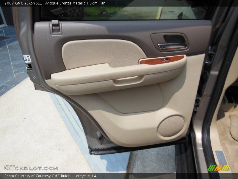 Antique Bronze Metallic / Light Tan 2007 GMC Yukon SLE
