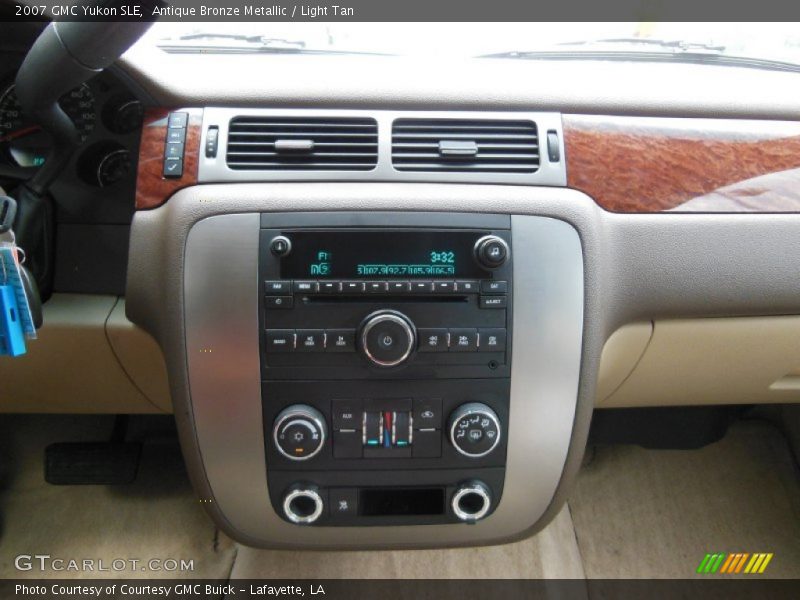 Antique Bronze Metallic / Light Tan 2007 GMC Yukon SLE