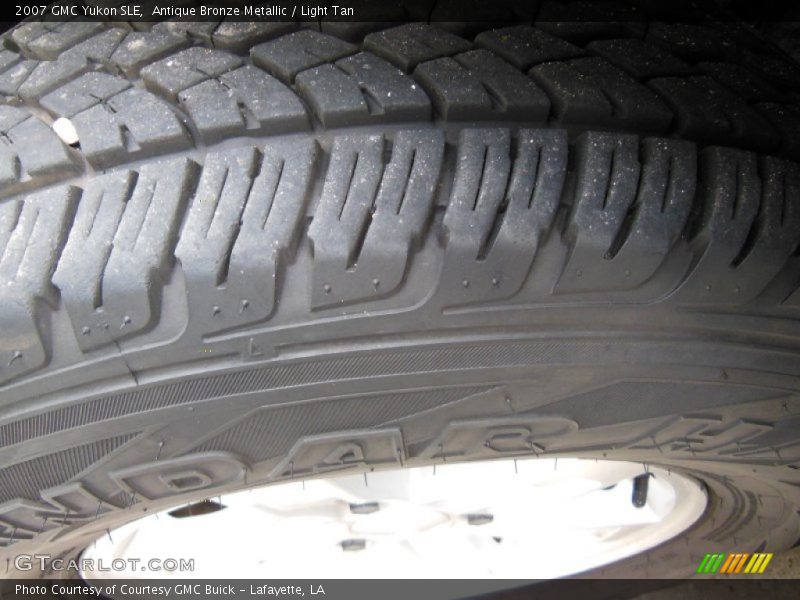 Antique Bronze Metallic / Light Tan 2007 GMC Yukon SLE