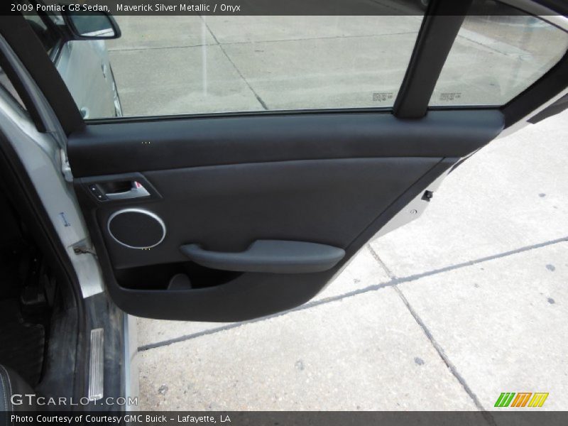 Maverick Silver Metallic / Onyx 2009 Pontiac G8 Sedan